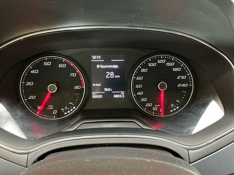 Seat Arona 1.0 TSI Style 2018 – снимка 18