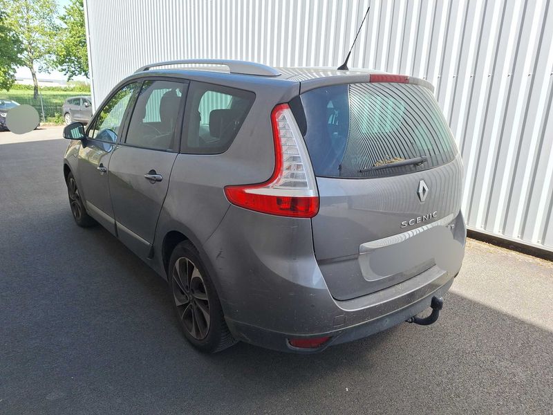 Renault Grand Scenic 1.2 TCe Energy BOSE Edition 2015 – снимка 3