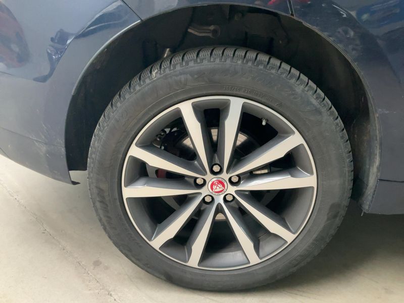 Jaguar F-Pace 30d AWD 2017 – снимка 9
