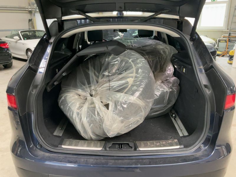 Jaguar F-Pace 30d AWD 2017 – снимка 16