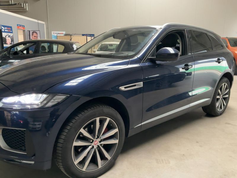 Jaguar F-Pace 30d AWD 2017 – снимка 2