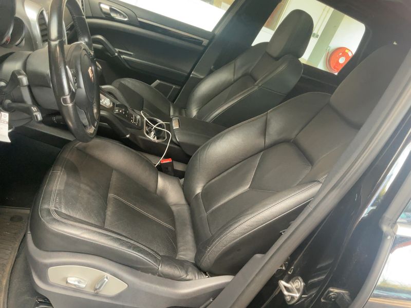 Porsche Cayenne Diesel Platinum Edition 2014 – снимка 16