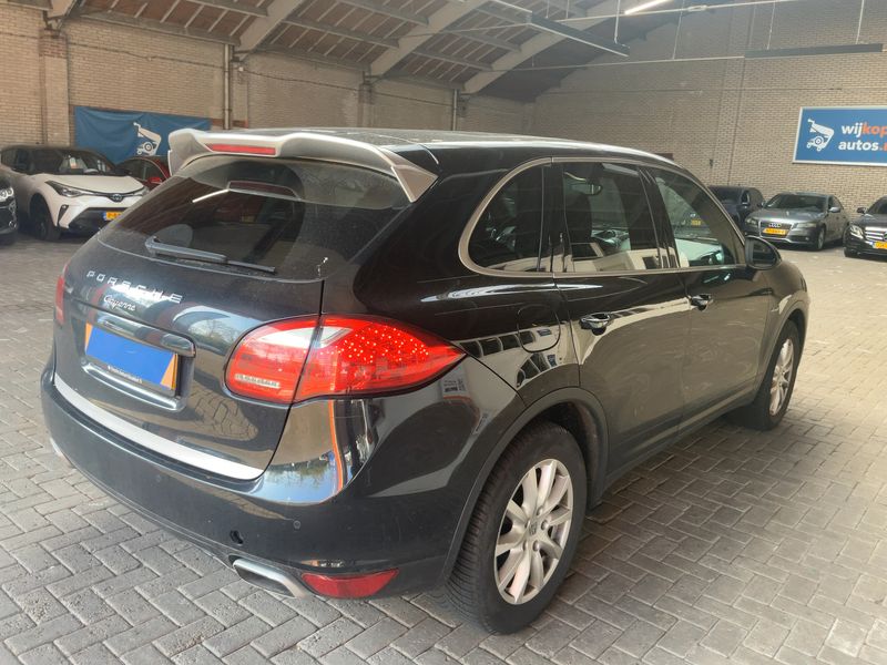 Porsche Cayenne Diesel Platinum Edition 2014 – снимка 8