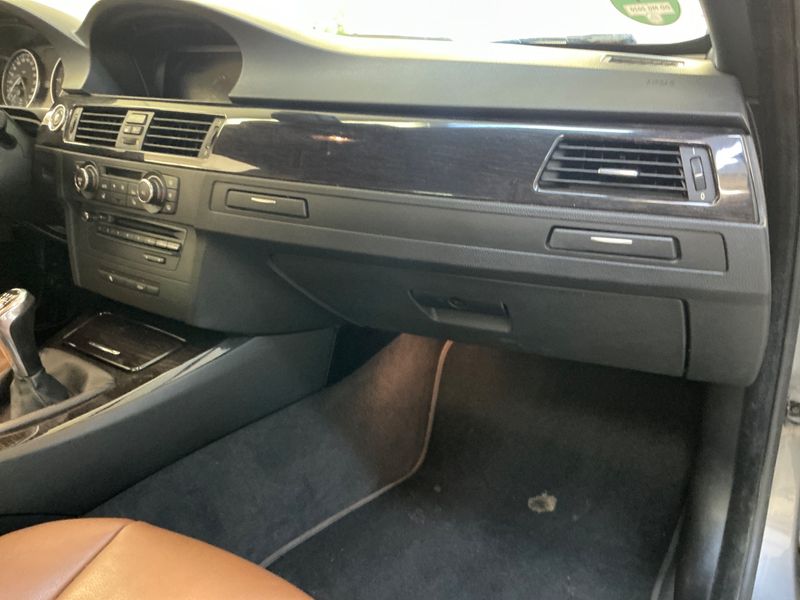 BMW 3er 320d 2012 – снимка 25
