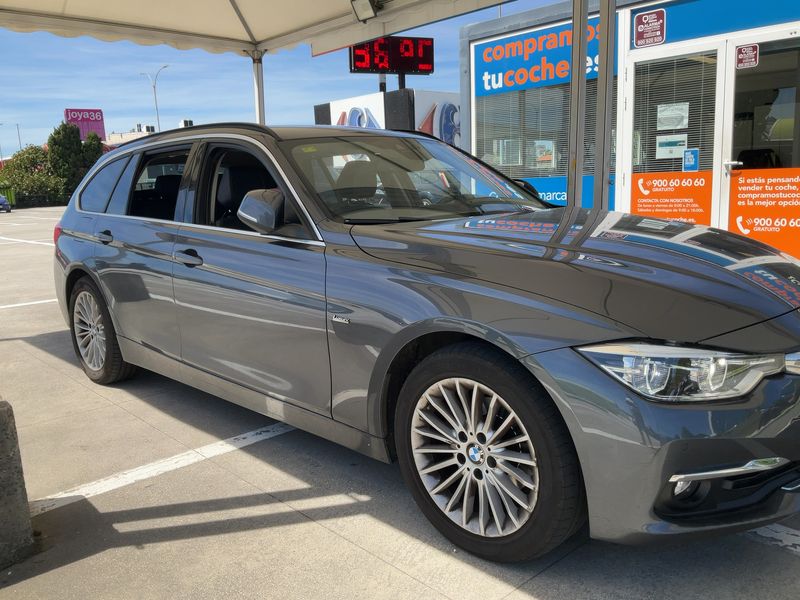 BMW 3er 318d Luxury Line 2015 – снимка 12