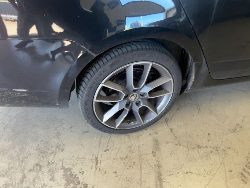 Skoda Octavia 2.0 TDI RS 2014 – снимка 18