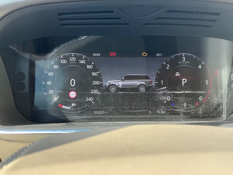 Land Rover Range Rover 3.0 SD V6 Vogue 2020 – снимка 18