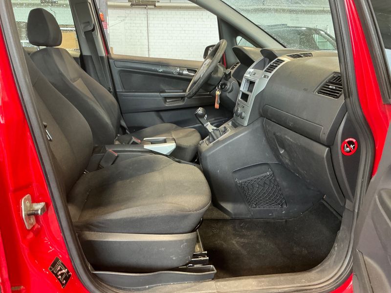 Opel Zafira 1.8 Selection "110 Jahre" 2009 – снимка 3