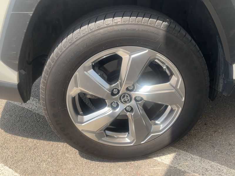 Toyota RAV 4 2.5 Hybrid 4x2 2020 – снимка 9