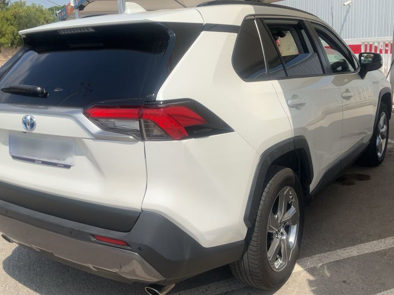 Toyota RAV 4 2.5 Hybrid 4x2 2020 – снимка 8