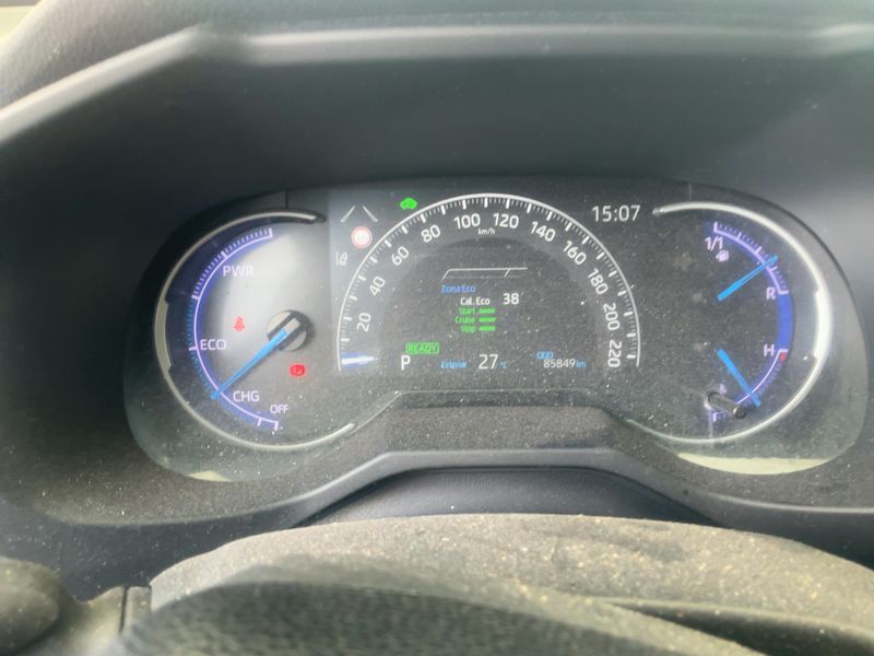 Toyota RAV 4 2.5 Hybrid 4x2 2020 – снимка 18