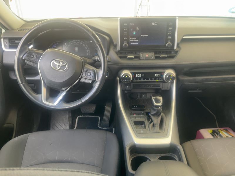 Toyota RAV 4 2.5 Hybrid 4x2 2020 – снимка 17