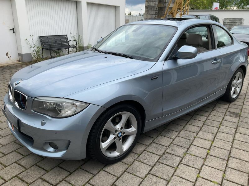 BMW 1er 120i 2012 – снимка 1