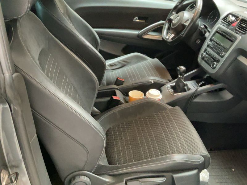 Volkswagen Scirocco 1.4 TSI 2010 – снимка 16