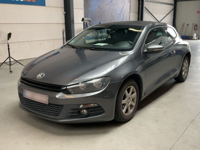 Volkswagen Scirocco 1.4 TSI 2010 – снимка 2