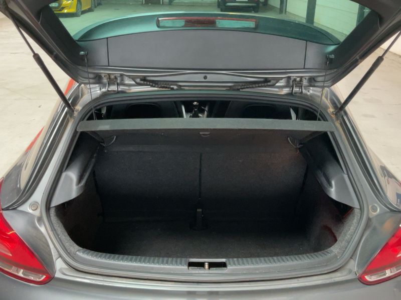 Volkswagen Scirocco 1.4 TSI 2010 – снимка 15