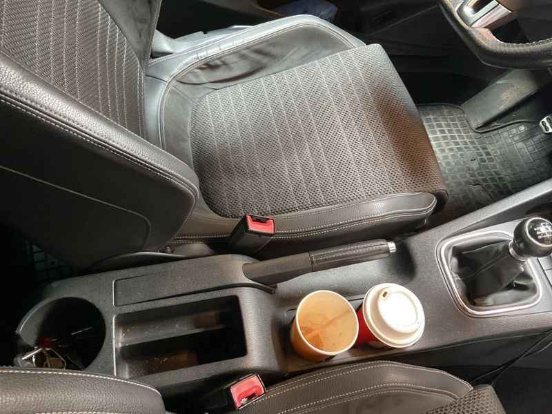 Volkswagen Scirocco 1.4 TSI 2010 – снимка 25