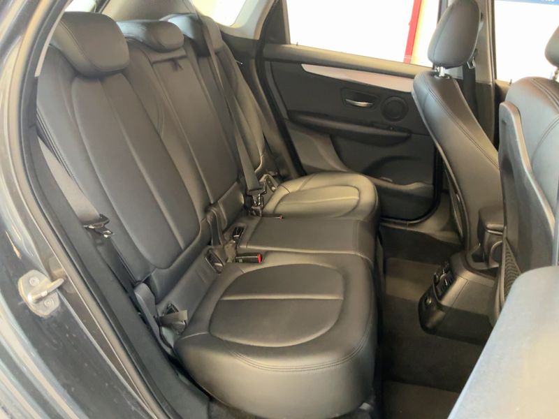 BMW 2er 216d Active Tourer 2015 – снимка 19