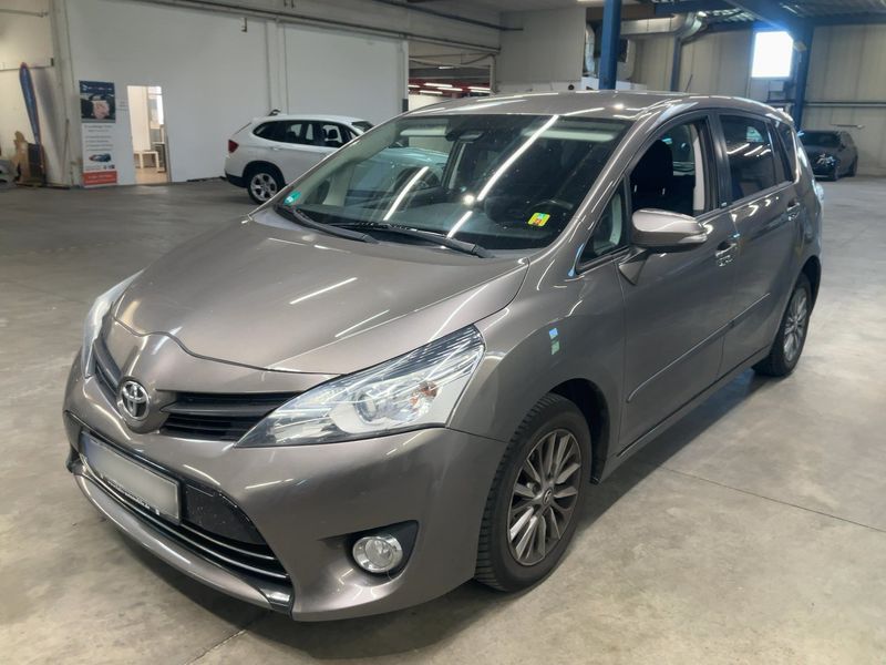 Toyota Verso 1.6 D-4D Edition-S 2016 – снимка 1