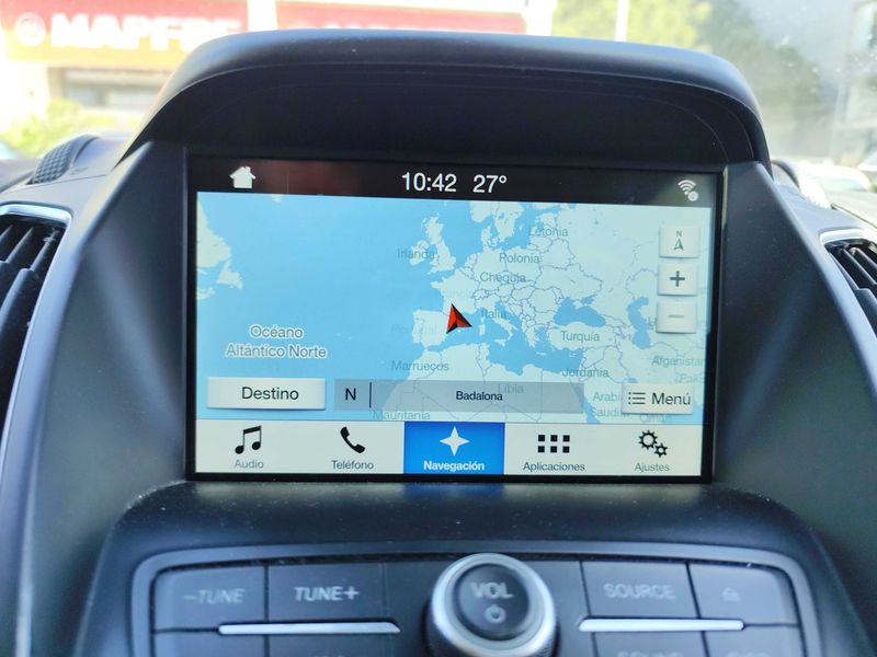 Ford C-Max 1.0 EcoBoost Trend Plus 2017 – снимка 13