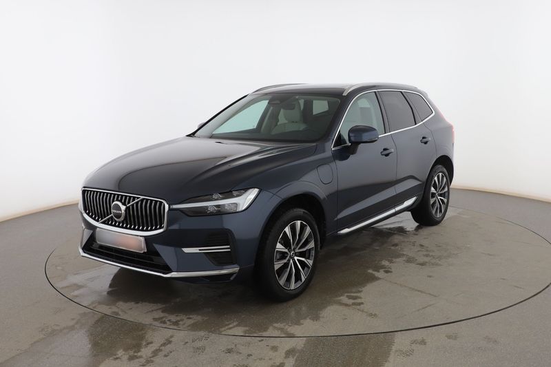 Volvo XC60 2.0 T6 Recharge Plug-in Hybrid Plus Bright AWD 2022 – снимка 2