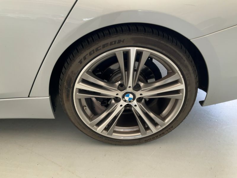 BMW 3er 320d Luxury Line 2018 – снимка 17