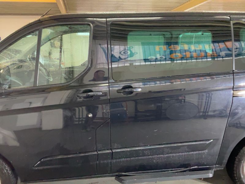 Ford Transit 2.2 TDCi 300 L1 Tourneo Titanium 2015 – снимка 4
