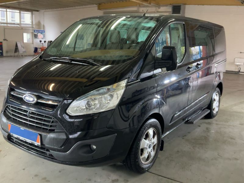 Ford Transit 2.2 TDCi 300 L1 Tourneo Titanium 2015 – снимка 1