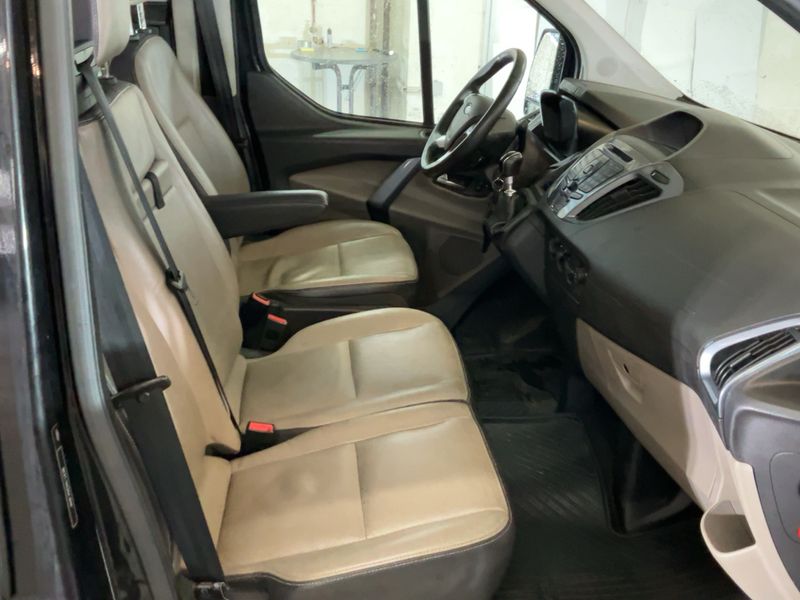 Ford Transit 2.2 TDCi 300 L1 Tourneo Titanium 2015 – снимка 16