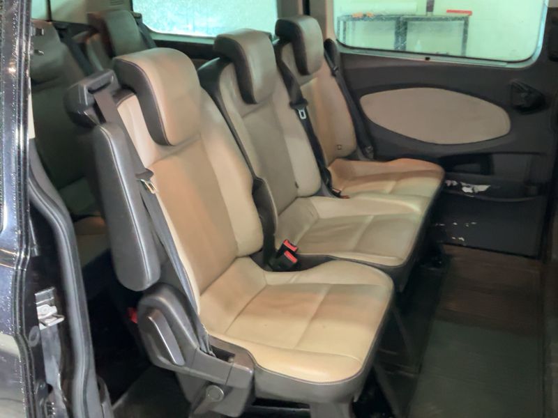 Ford Transit 2.2 TDCi 300 L1 Tourneo Titanium 2015 – снимка 19