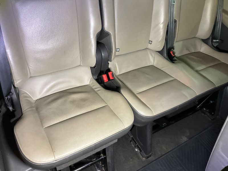 Ford Transit 2.2 TDCi 300 L1 Tourneo Titanium 2015 – снимка 36