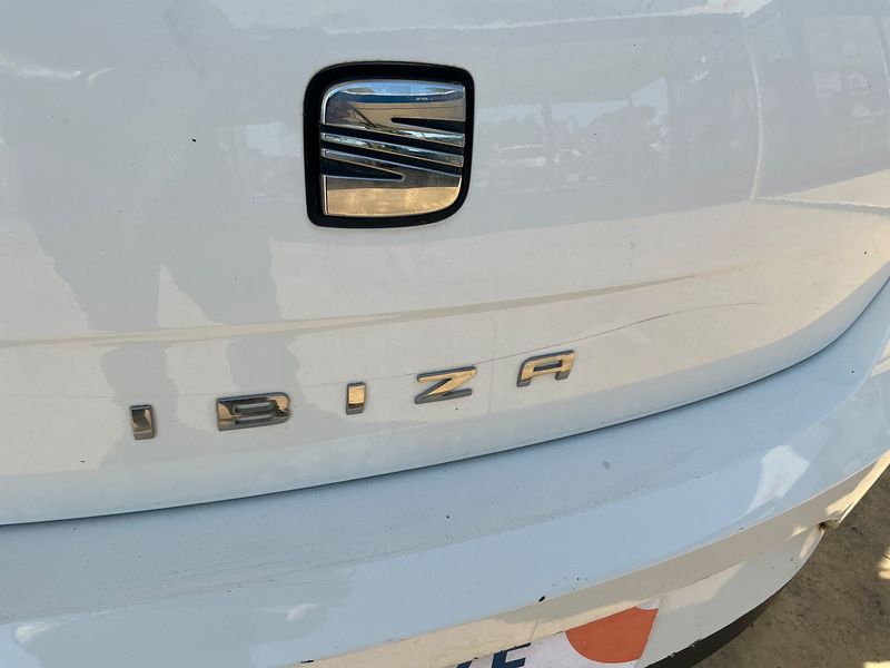 Seat Ibiza 1.6 TDI Style Tech 2013 – снимка 32