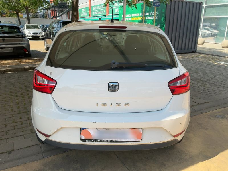 Seat Ibiza 1.6 TDI Style Tech 2013 – снимка 7