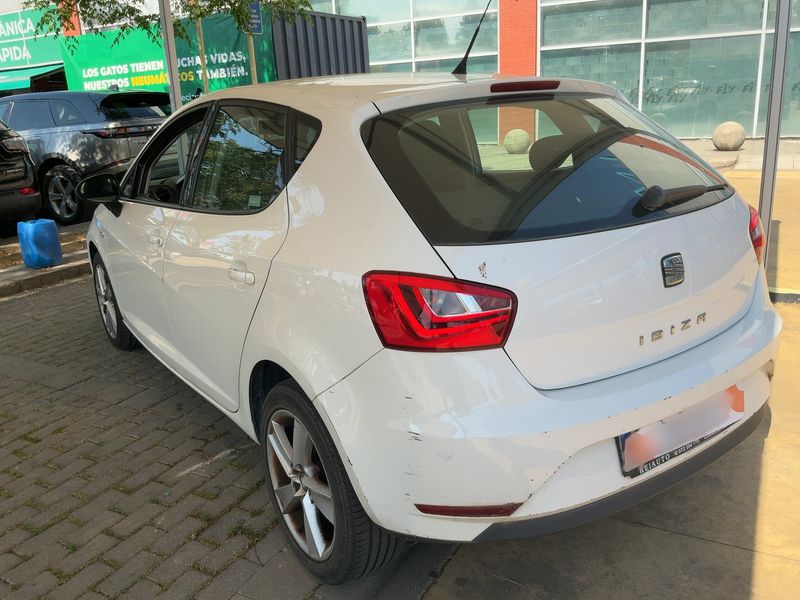 Seat Ibiza 1.6 TDI Style Tech 2013 – снимка 6