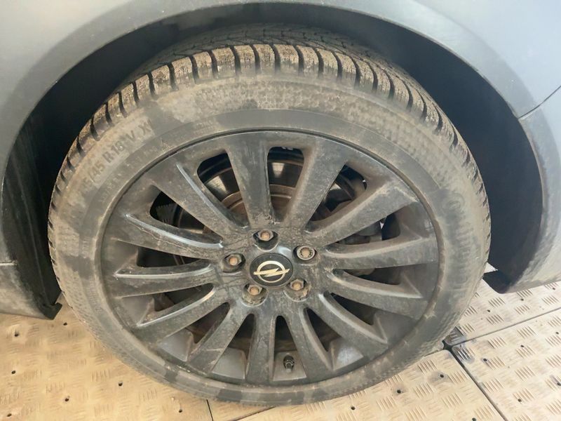 Opel Insignia Sports Tourer 2.8 V6 Turbo OPC 4x4 2015 – снимка 5