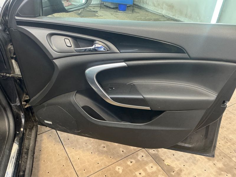 Opel Insignia Sports Tourer 2.8 V6 Turbo OPC 4x4 2015 – снимка 24