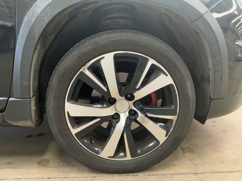 Peugeot 2008 1.6 Blue-HDi Allure 2018 – снимка 11