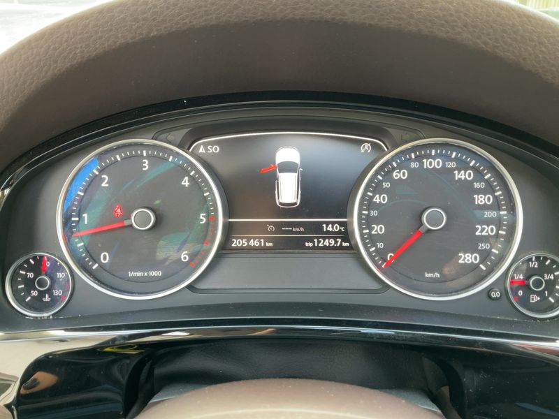 Volkswagen Touareg 3.0 V6 TDI BlueMotion Tech 2014 – снимка 19