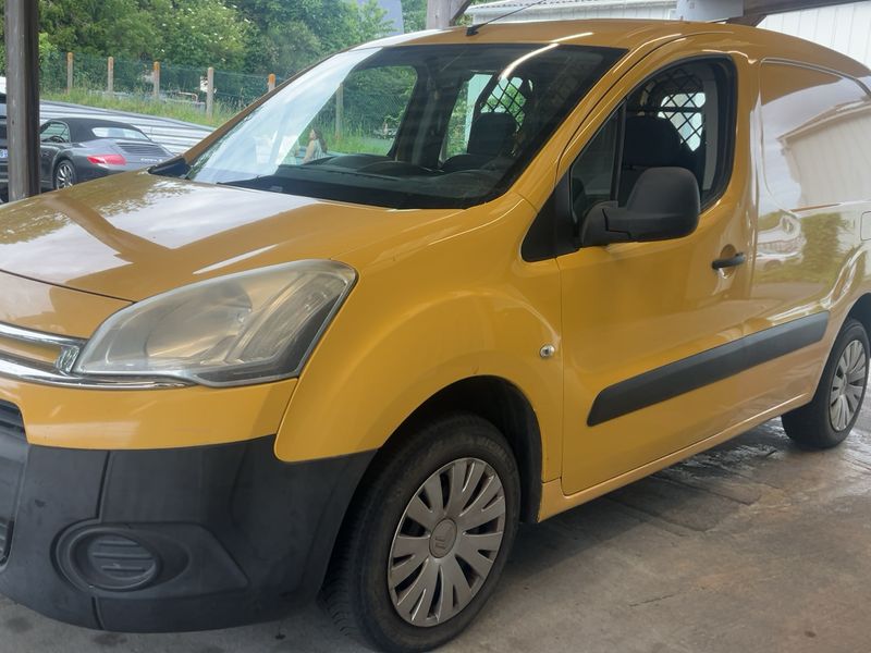 Citroen Berlingo 1.6 HDi Confort L1 2014 – снимка 2