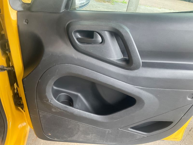 Citroen Berlingo 1.6 HDi Confort L1 2014 – снимка 28
