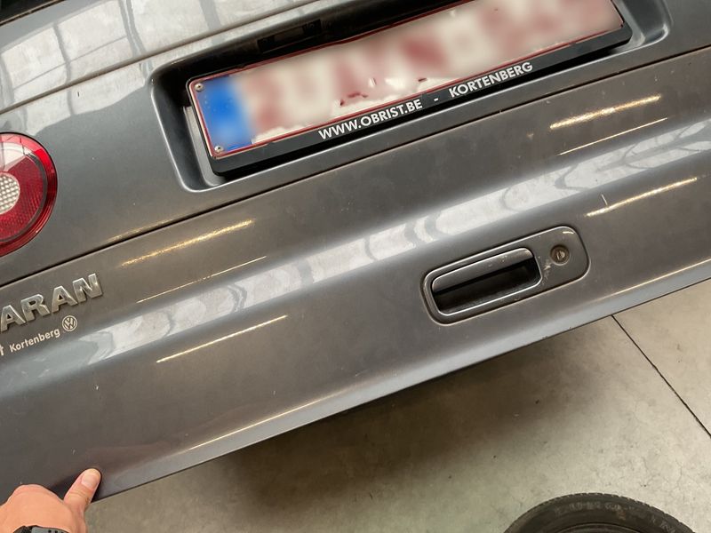 Volkswagen Sharan 1.9 TDI Sportline 2010 – снимка на щета 44