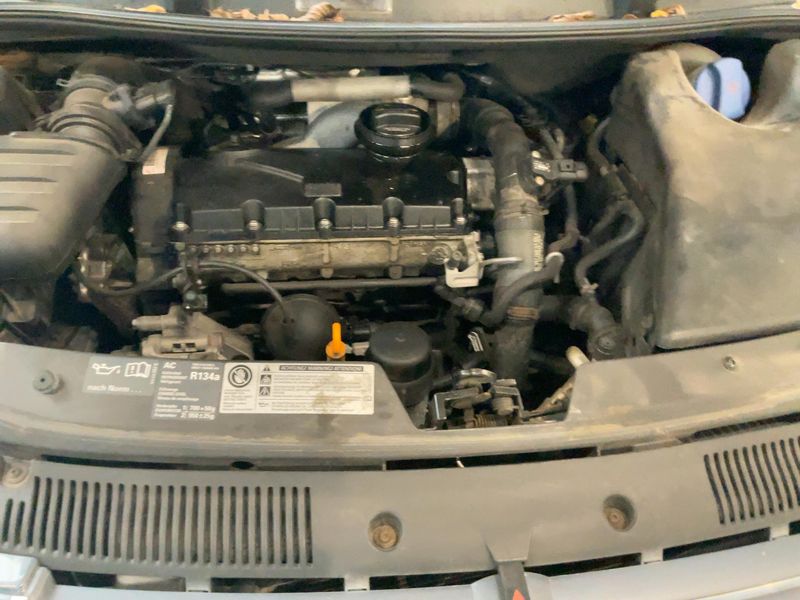 Volkswagen Sharan 1.9 TDI Sportline 2010 – снимка 25