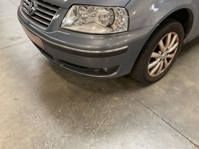 Volkswagen Sharan 1.9 TDI Sportline 2010 – снимка на щета 50