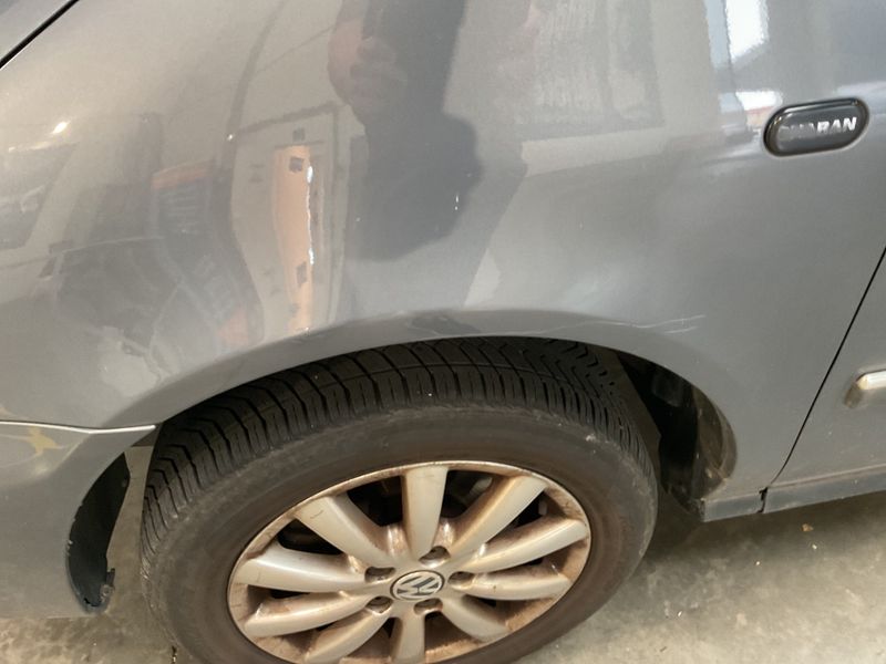 Volkswagen Sharan 1.9 TDI Sportline 2010 – снимка на щета 35