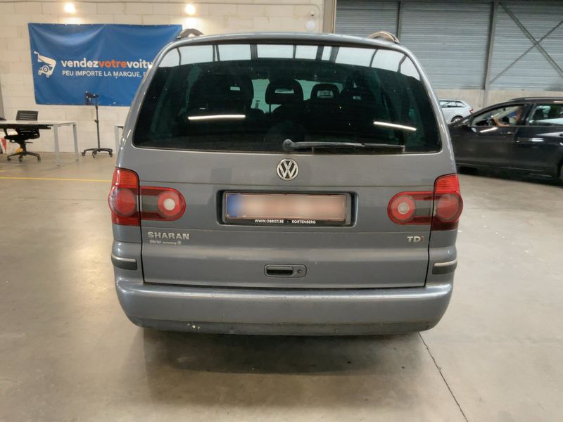 Volkswagen Sharan 1.9 TDI Sportline 2010 – снимка 7