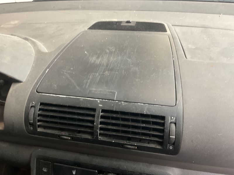 Volkswagen Sharan 1.9 TDI Sportline 2010 – снимка 32