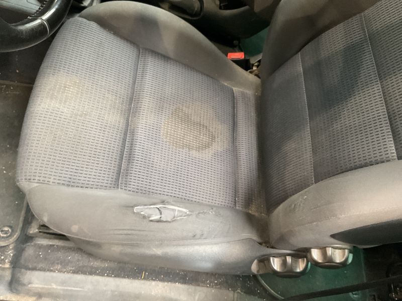 Volkswagen Sharan 1.9 TDI Sportline 2010 – снимка на щета 37