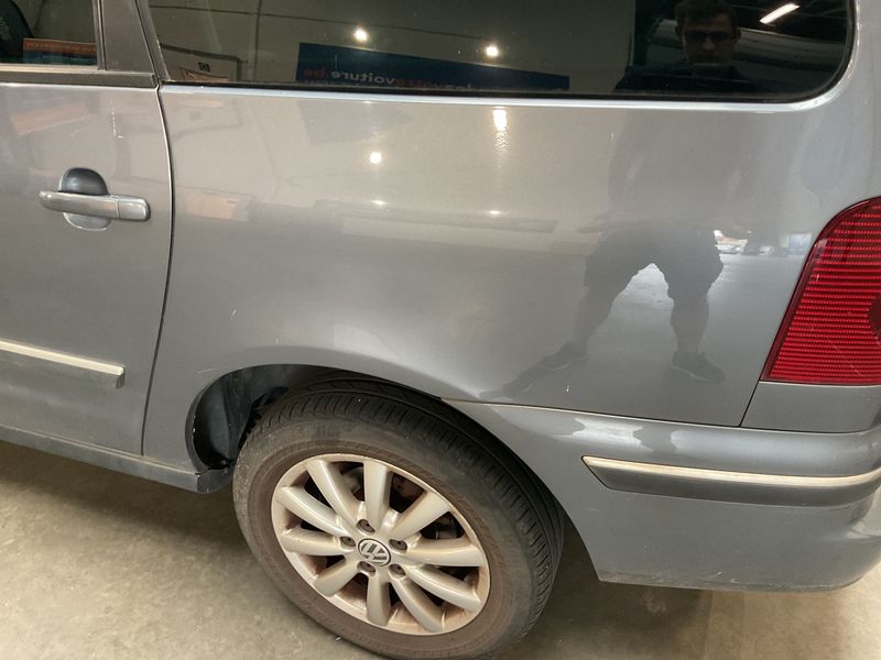 Volkswagen Sharan 1.9 TDI Sportline 2010 – снимка 30