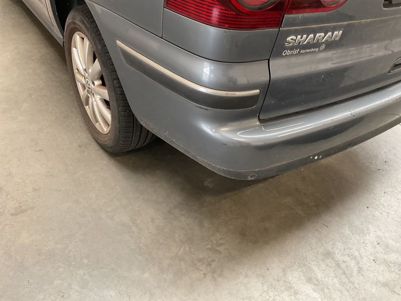Volkswagen Sharan 1.9 TDI Sportline 2010 – снимка 37
