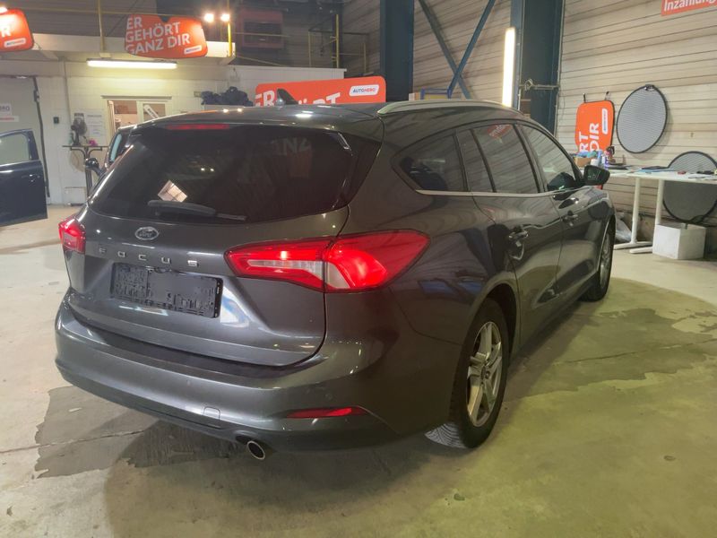 Ford Focus 1.0 EcoBoost Cool&Connect 2019 – снимка 8